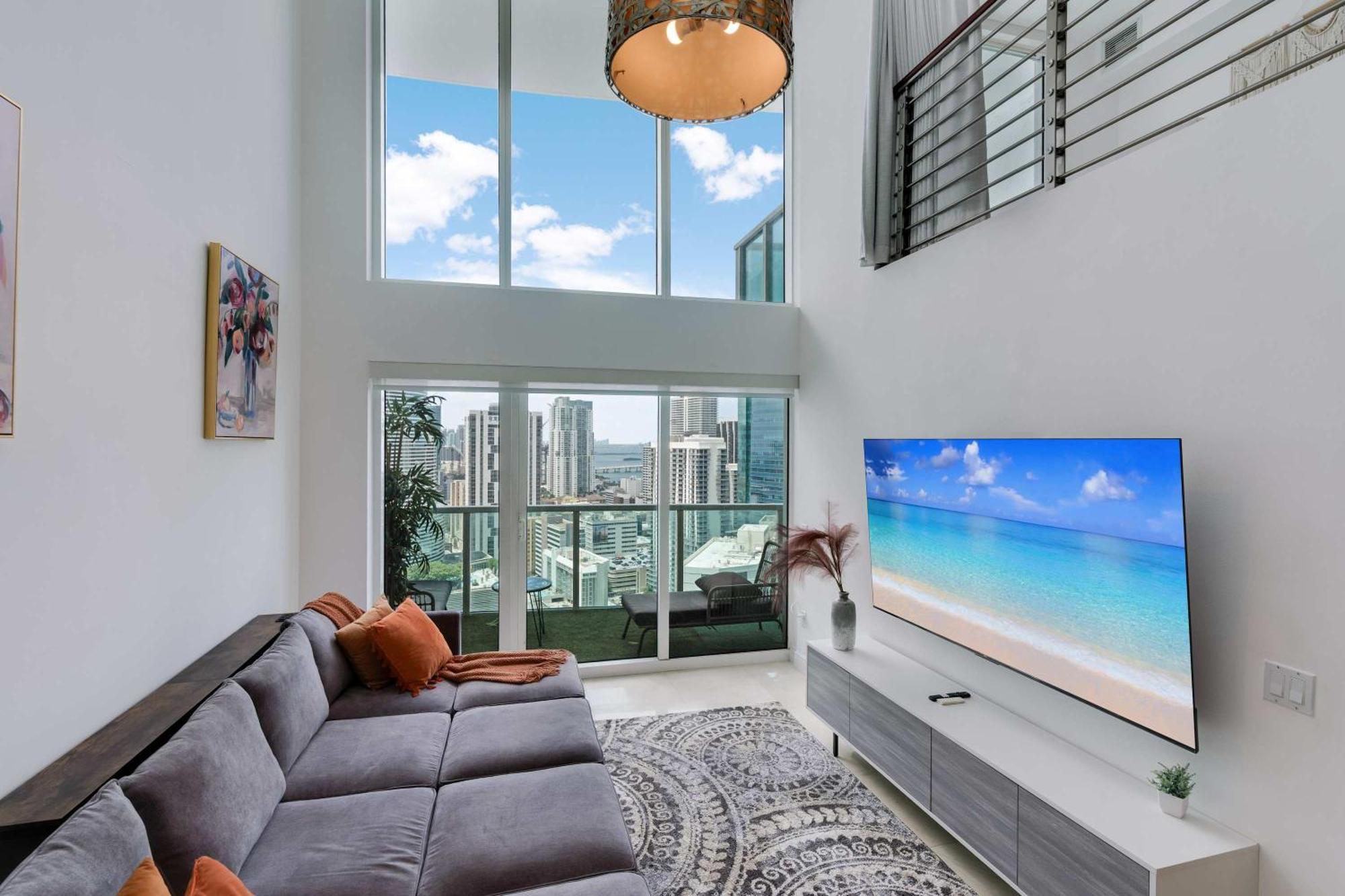 Brickell River Views- Modern Amenities In The Casa de férias Miami